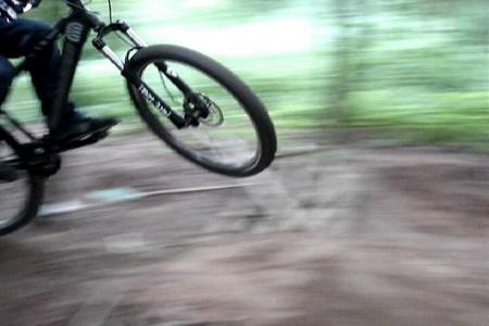 Salut c'est Martin (la photo est un peu vielle) ce qui veut dire que je n'était pas encore un bon rider